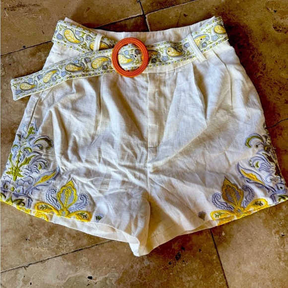 MOTF XS ladies embroidered Lennon shorts, beautiful condition - Picture 10 of 11